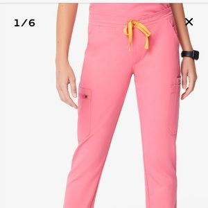 Figs scrubs